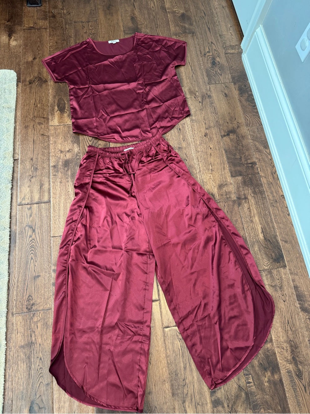 BB Dakota satin pajamas